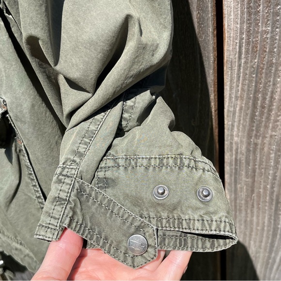 Levi’s army green jacket size small - Picture 16 of 17
